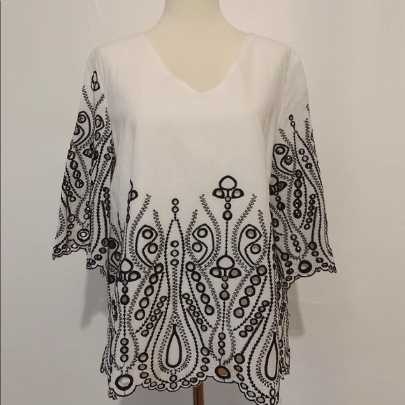 Anthropologie Tops - Black & White Eyelet Top